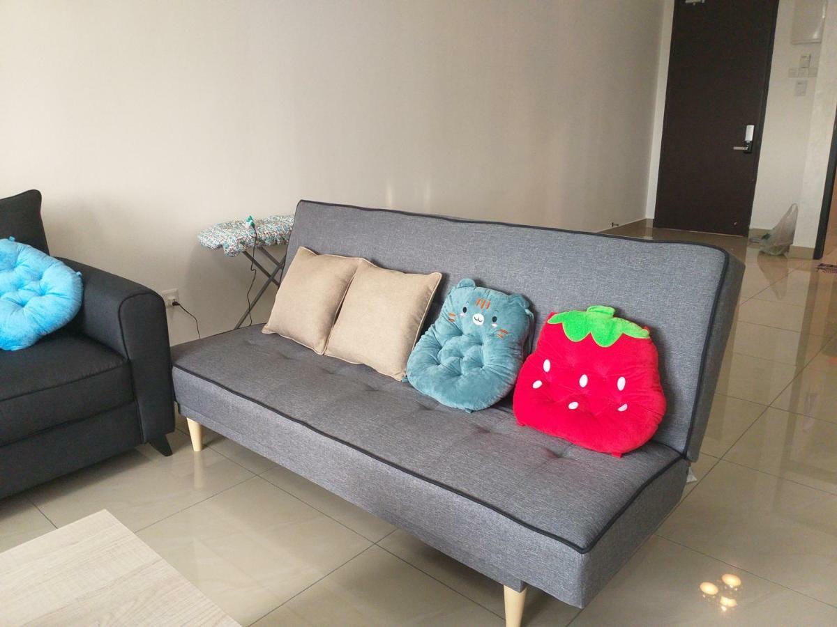 Kempas Indah @ The Secret Garden Homestay Johor Bahru Extérieur photo