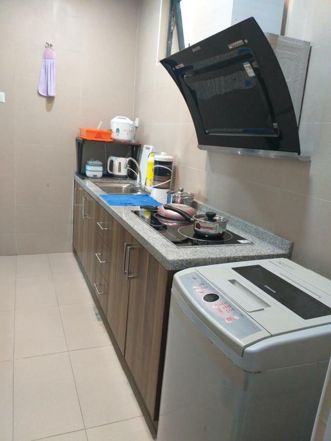 Kempas Indah @ The Secret Garden Homestay Johor Bahru Extérieur photo